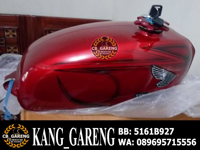 glatik merah maron